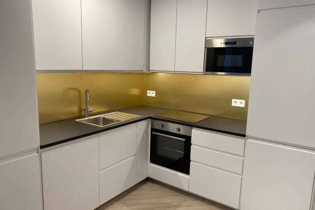 Nuevo Apartamento Lujo Playa Malagueta-Centro Малага Екстериор снимка