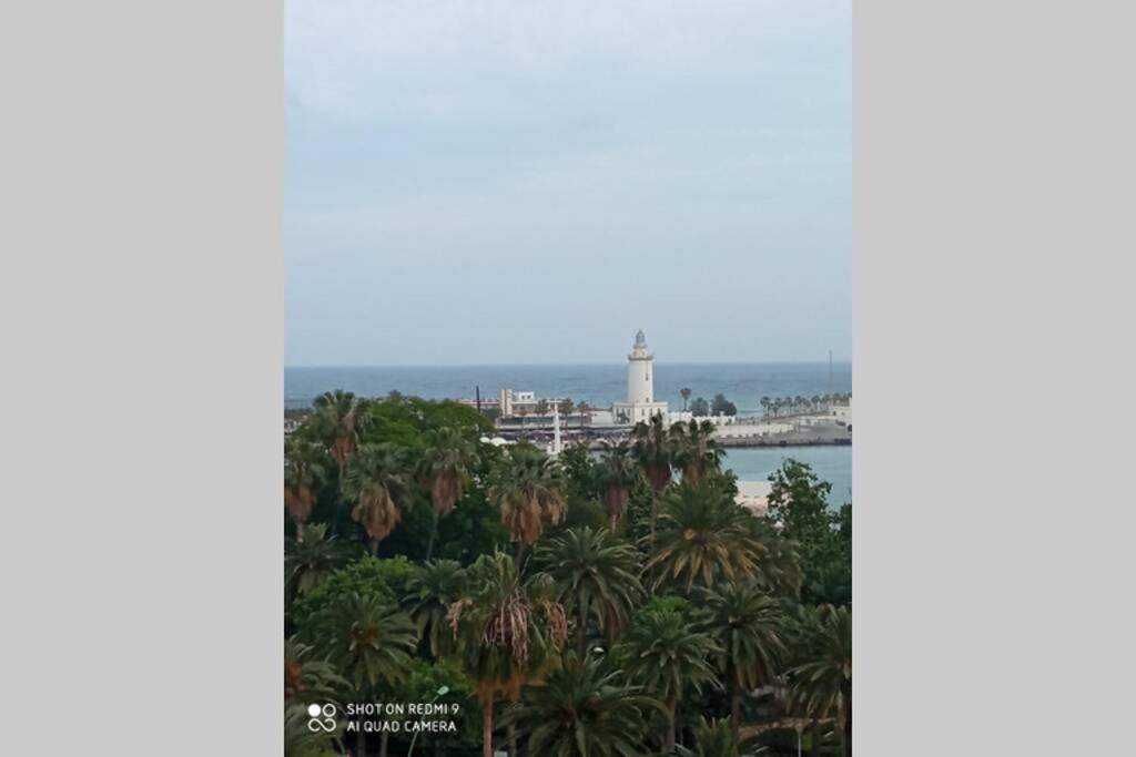 Nuevo Apartamento Lujo Playa Malagueta-Centro Малага Екстериор снимка