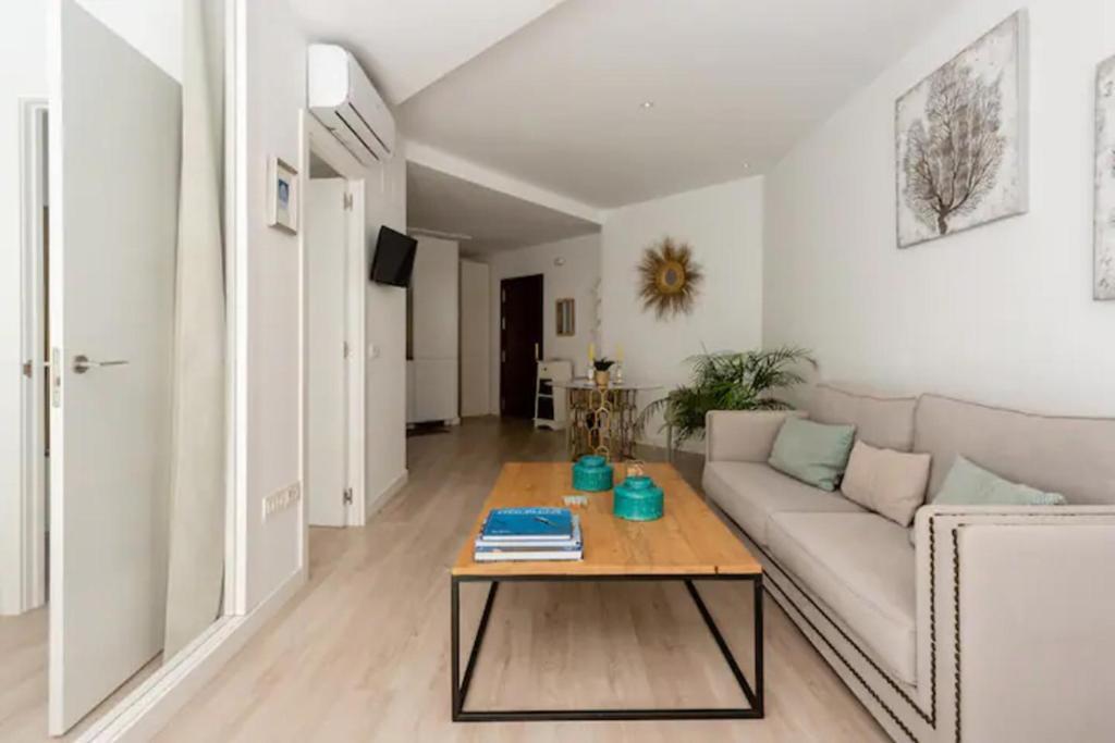 Nuevo Apartamento Lujo Playa Malagueta-Centro Малага Екстериор снимка