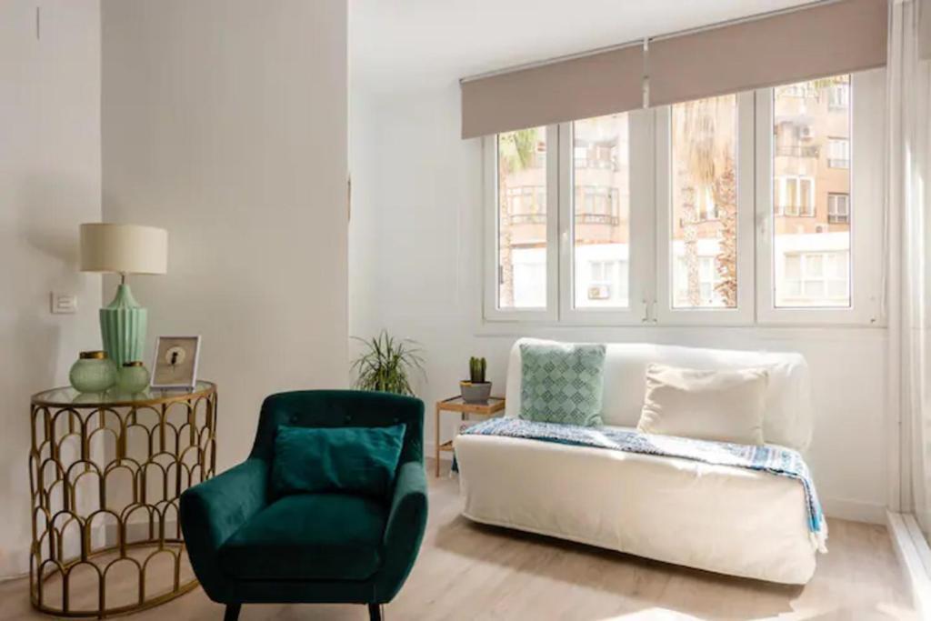 Nuevo Apartamento Lujo Playa Malagueta-Centro Малага Екстериор снимка